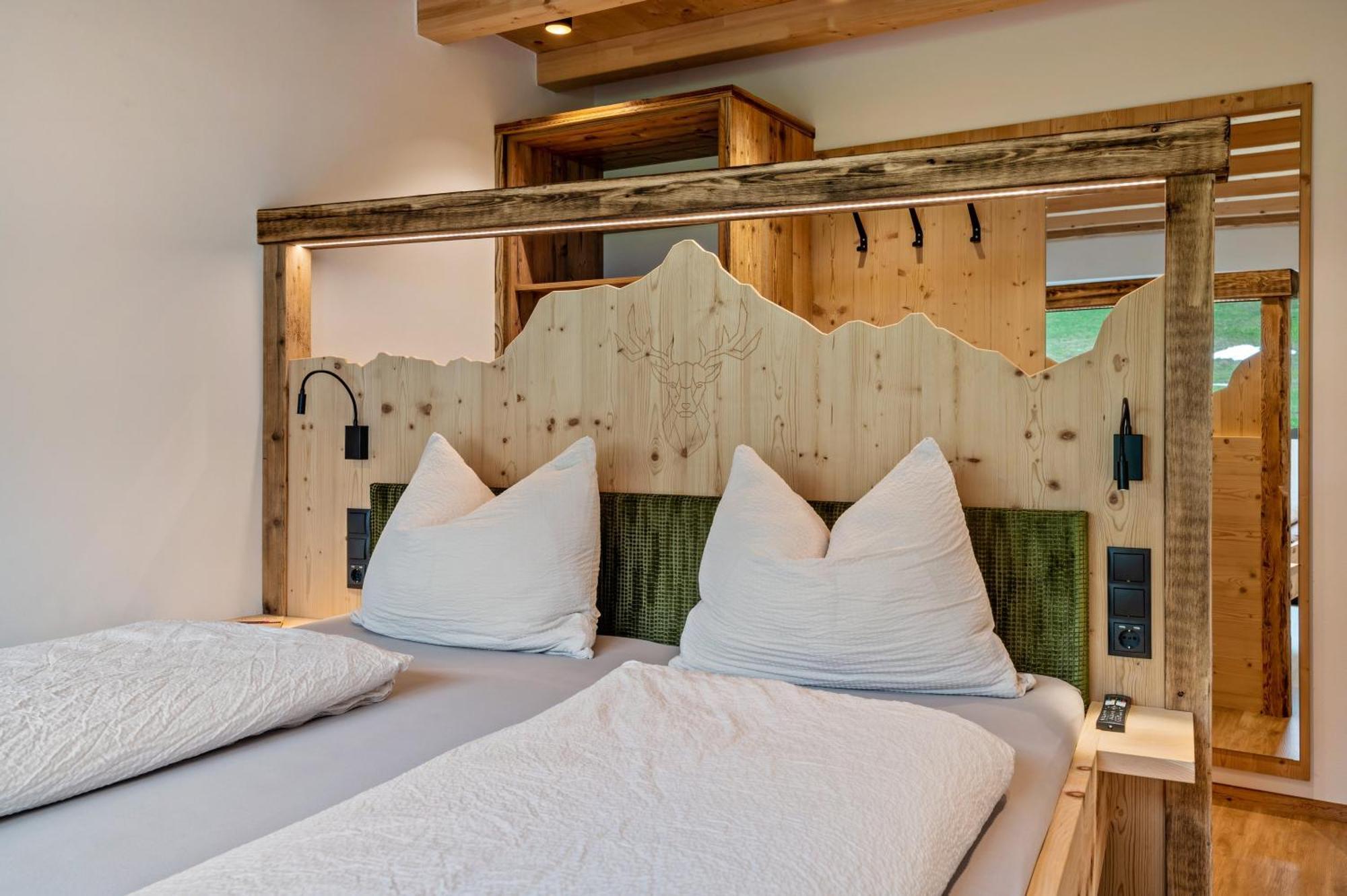 Blosegghof Bergchalets Waldblick Racines Extérieur photo